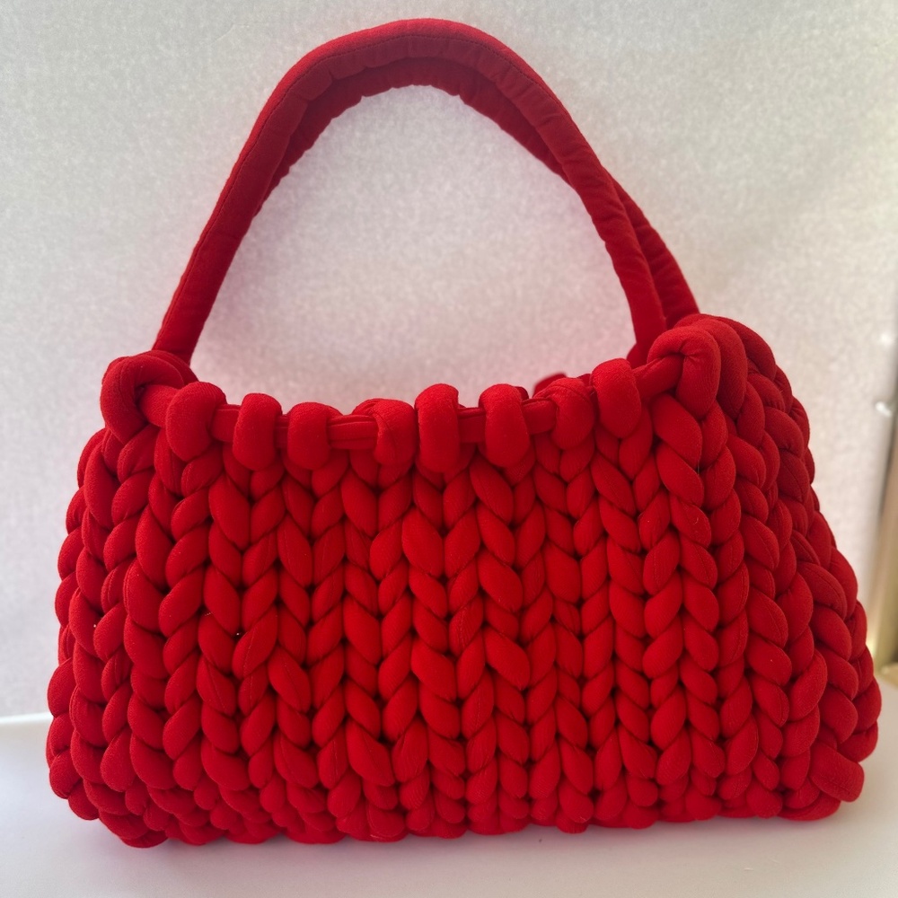 Cozy & Stylish Hand-Knit Purse - Statement Piece - Wyntry Blyss Creations